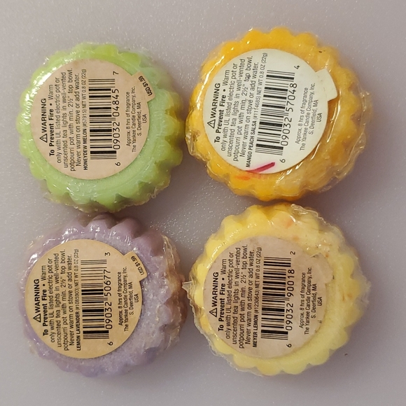 Lot of 4 Yankee Candle wax tarts Meyer Lemon Lavender Mango Peach Salsa H Melon - Picture 6 of 6